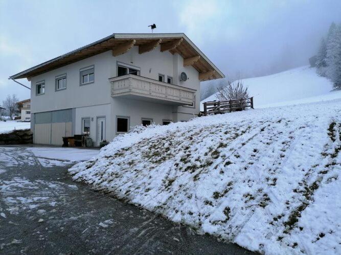 Holiday On An Organic Farm In Hart Im Zillertal Exterior foto